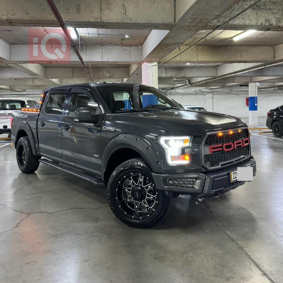 Ford F-150 Raptor